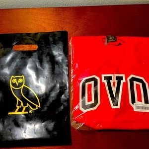 OVO Drake “6 God” Classic Arch Red T-Shirt, Men’s Size large